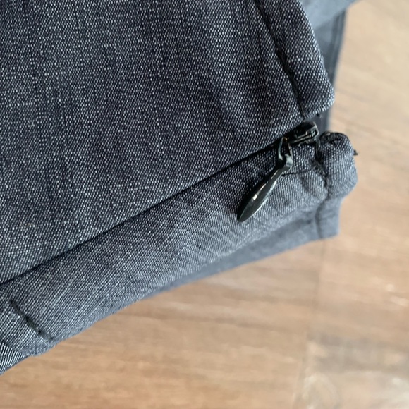 Anne Taylor Loft skirt buttons 2p - Picture 3 of 5